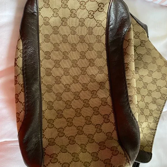 LET'S GO LADIES!!!!! GUCCI the whole set PURSE, WALLET AND SHOES (size8) - Picture 2 of 14